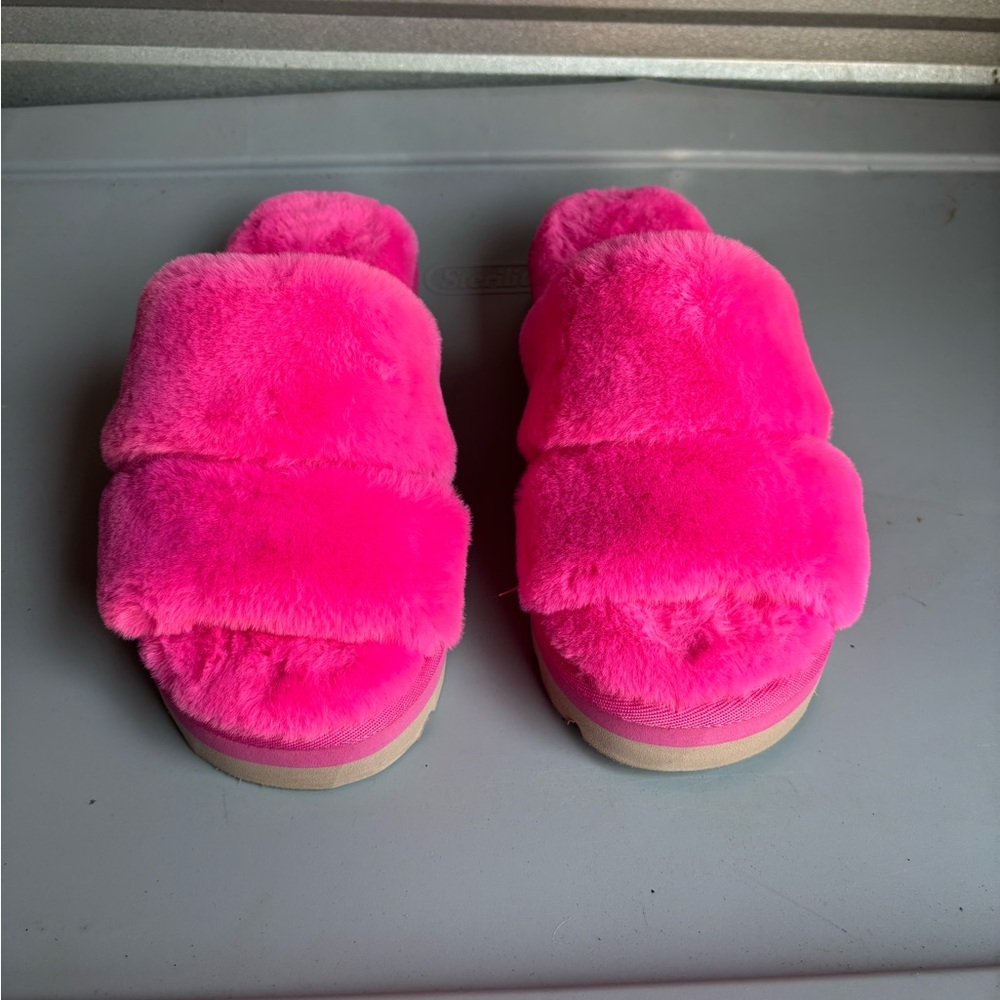 Cozy Pink Fuzzy Slippers